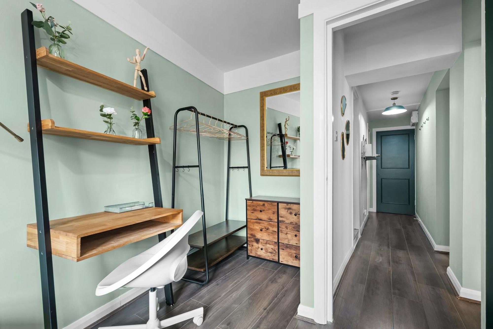 Chic 2 Bedroom Apartment Near Liverpool Street By Gold Stays Лондон Екстериор снимка
